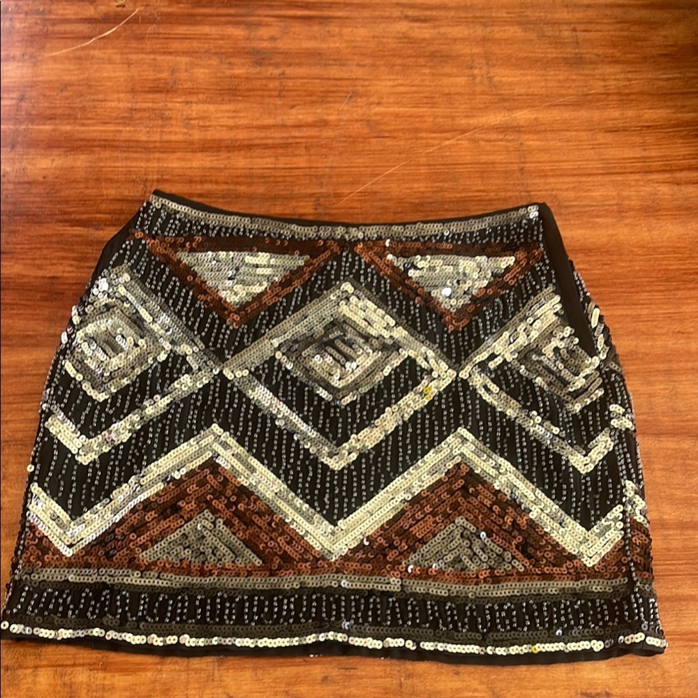 No.006 H&M Black and Cream Embellished Mini Skirt Size 6